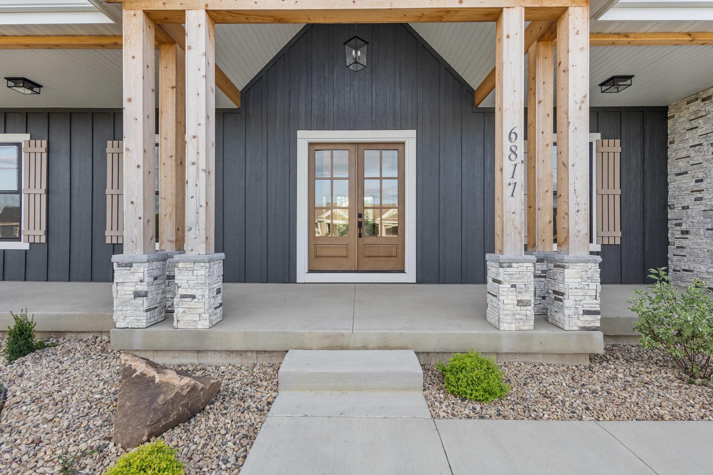 6811 Angelica Trail