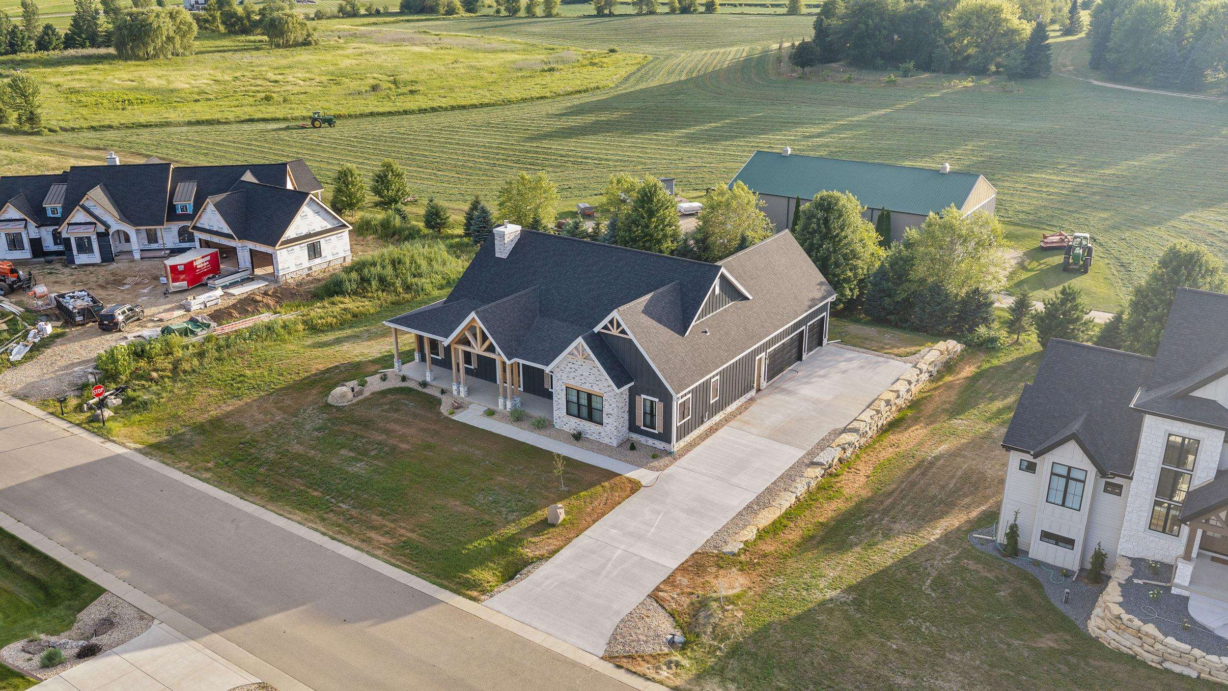6811 Angelica Trail
