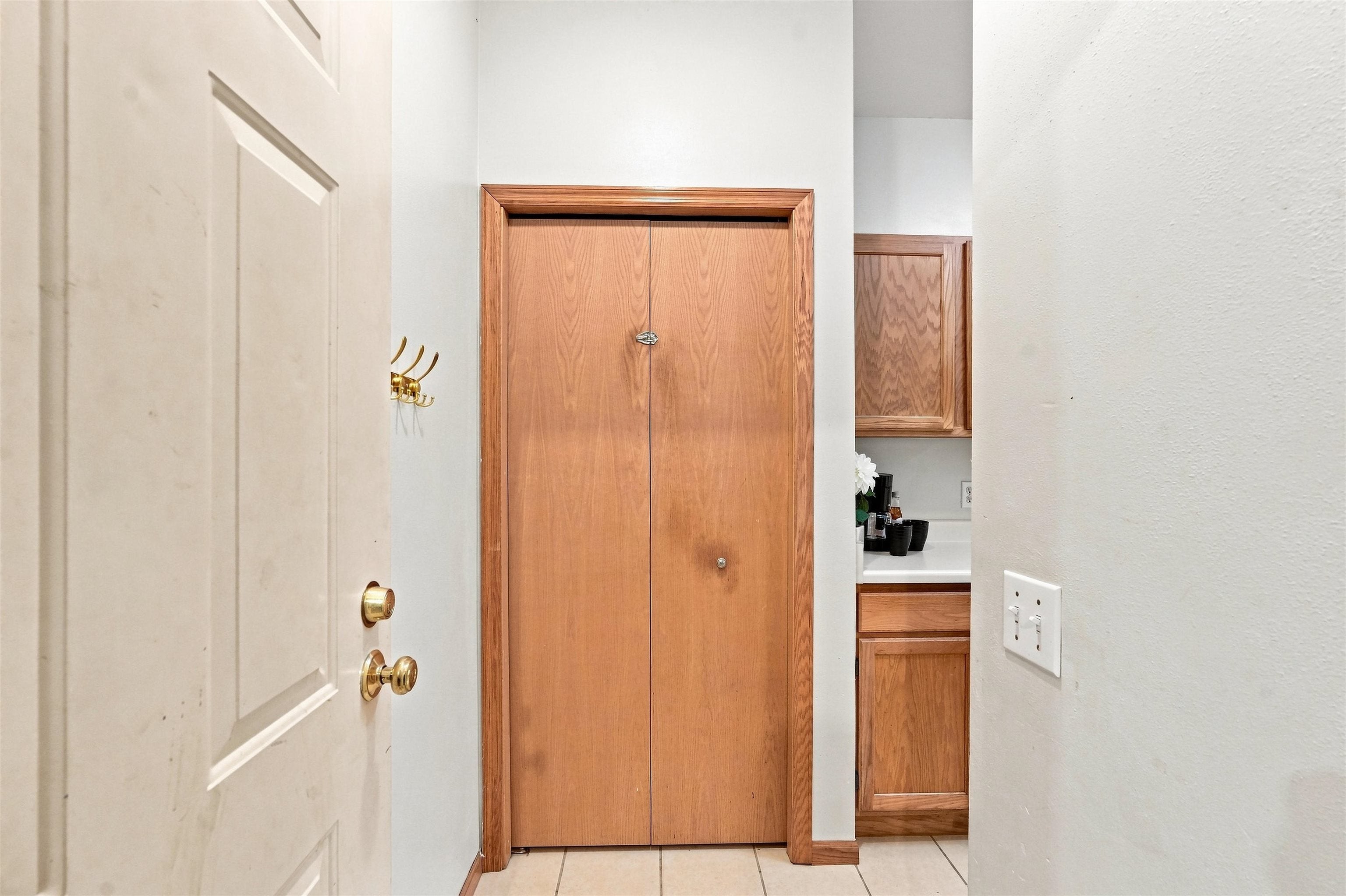 1339 Carpenter Street