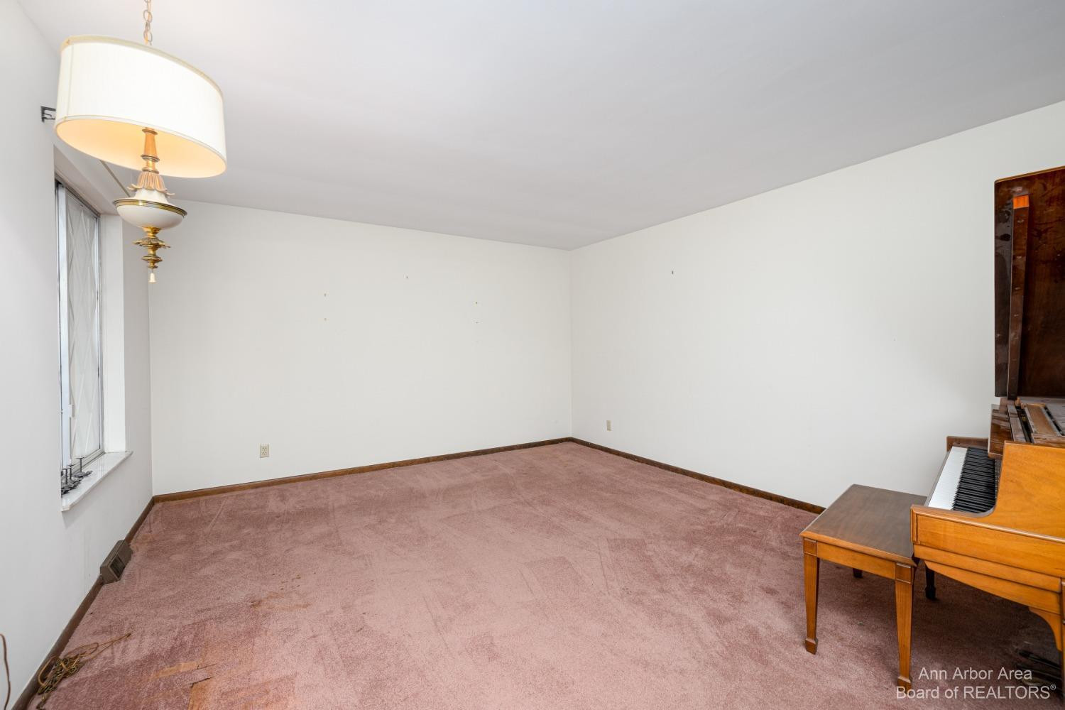 1262 Shevchenko Drive