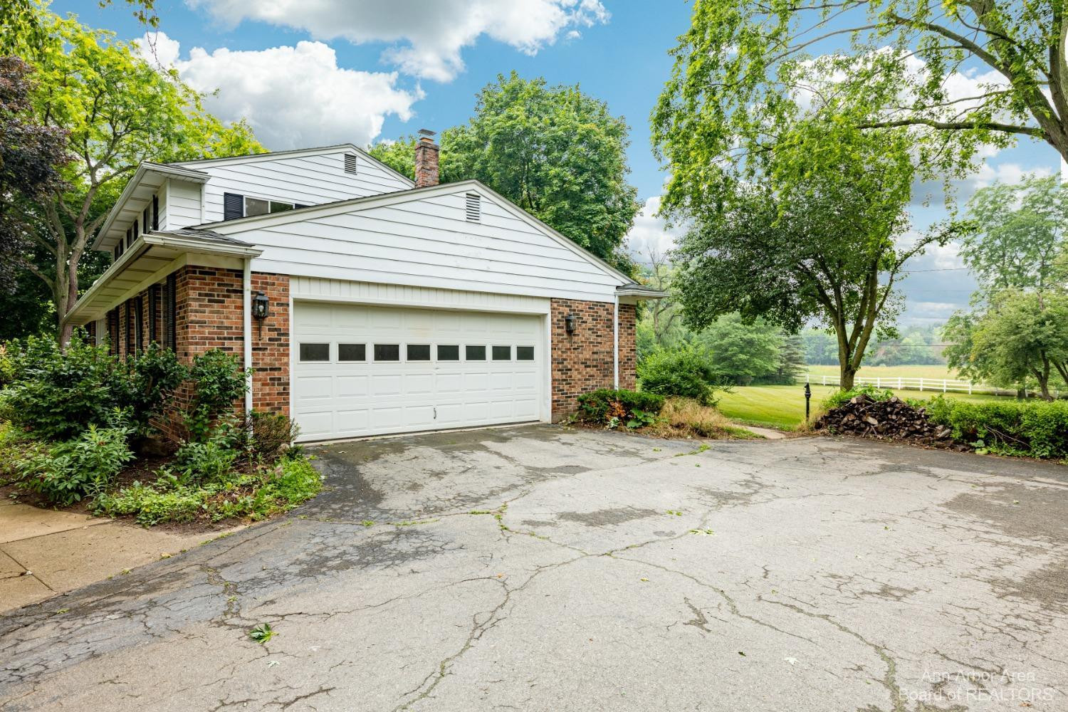 1262 Shevchenko Drive