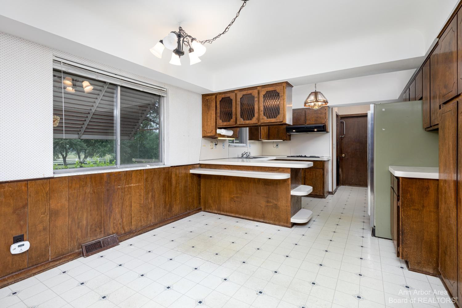 1262 Shevchenko Drive