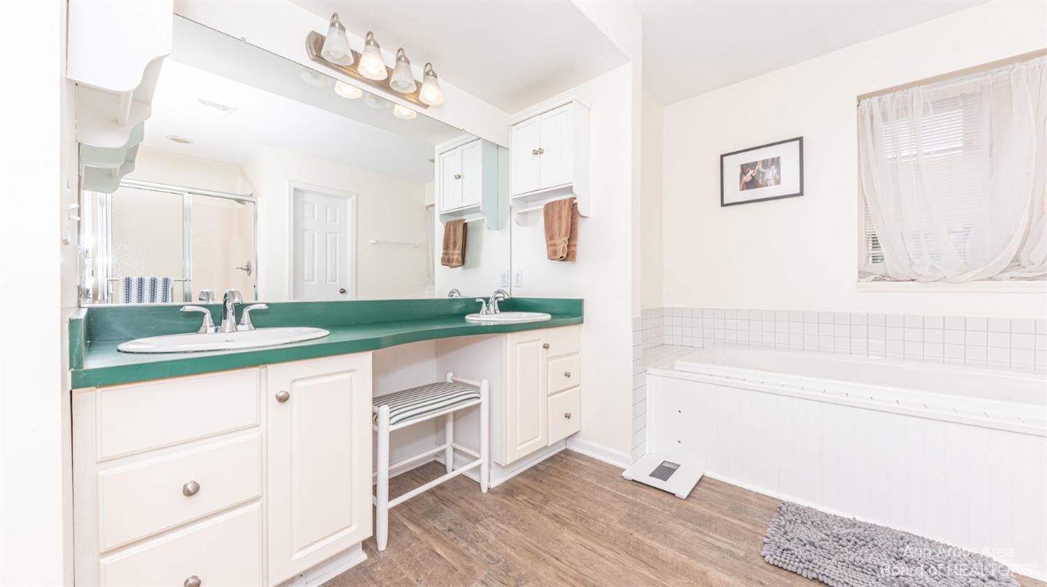 1364 Provincial Drive