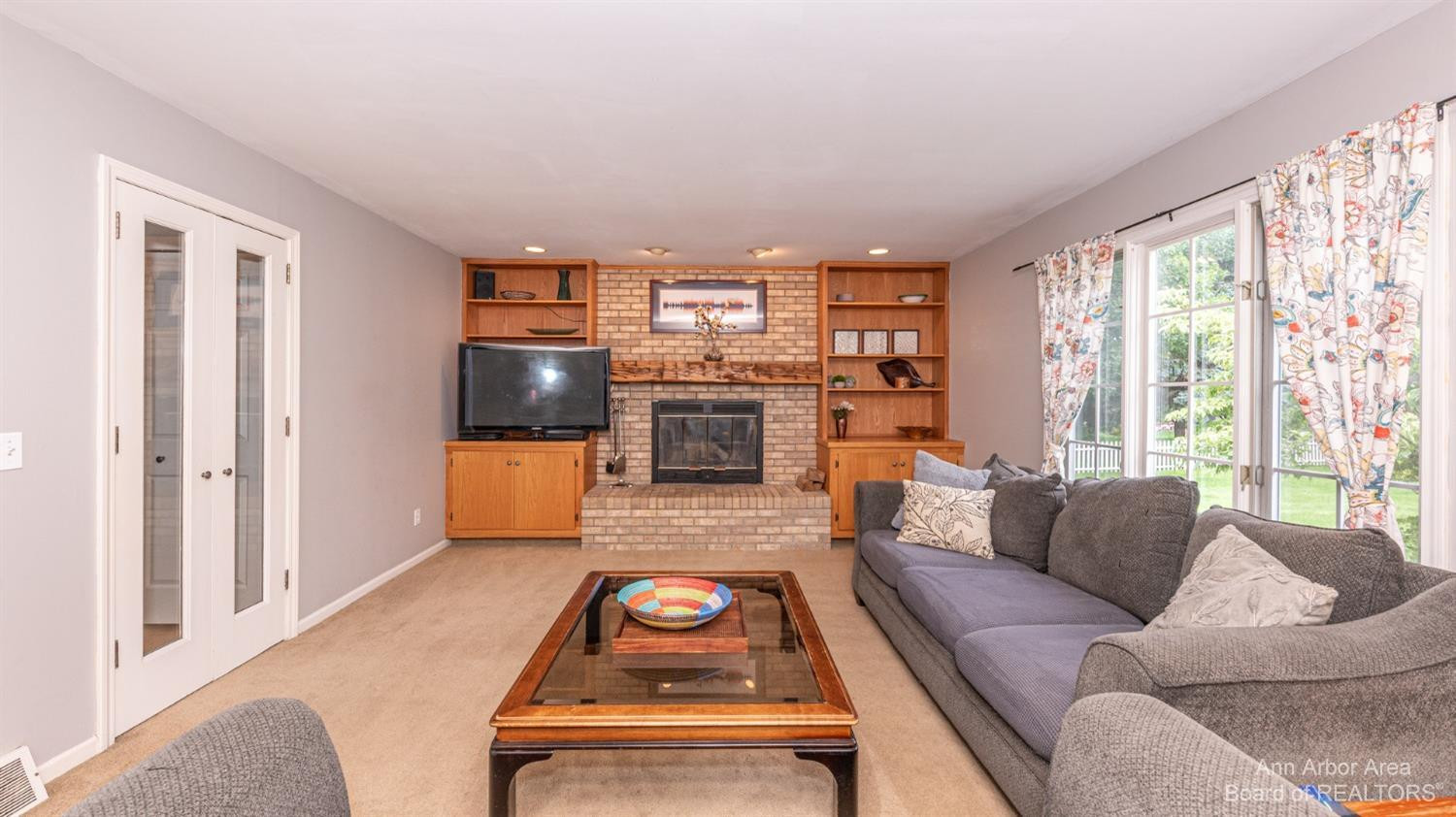 1364 Provincial Drive