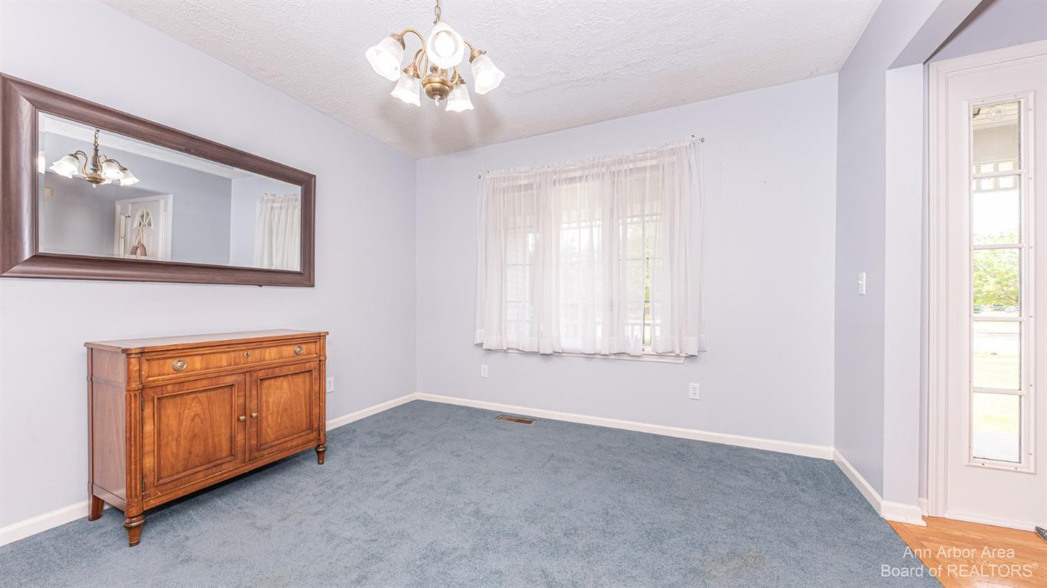 1364 Provincial Drive