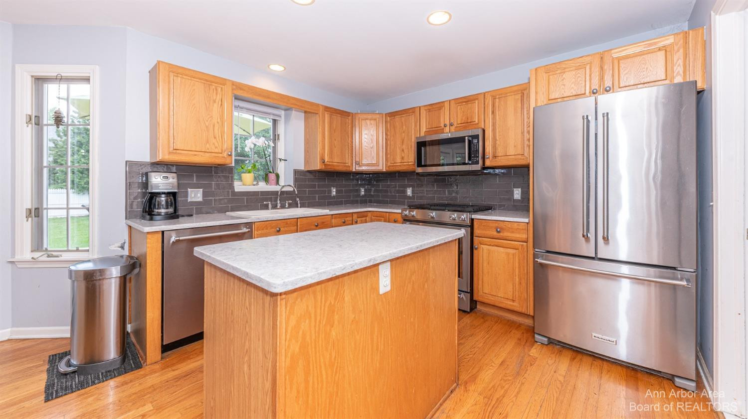 1364 Provincial Drive