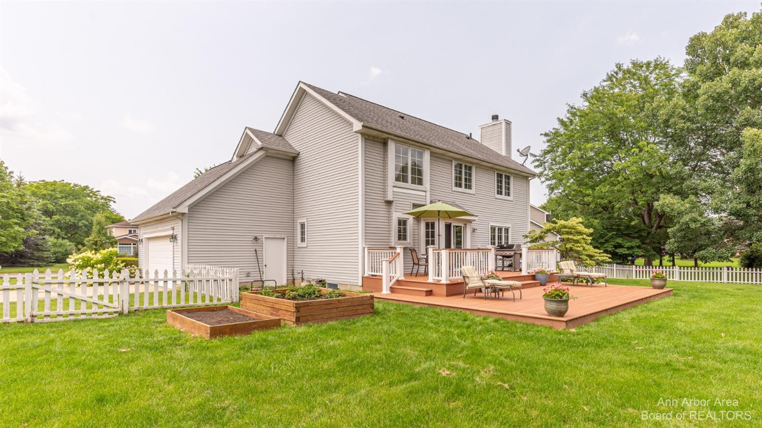 1364 Provincial Drive