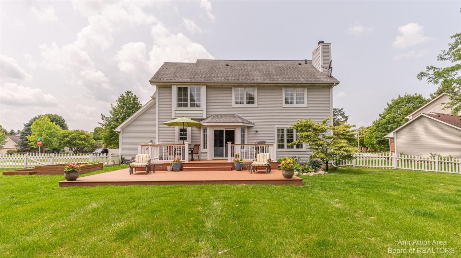 1364 Provincial Drive