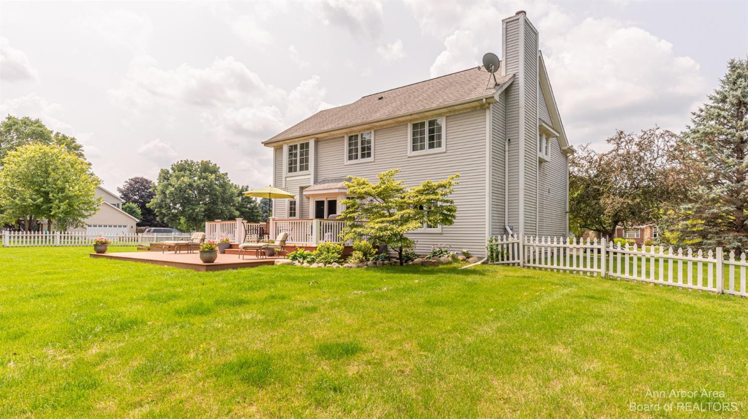 1364 Provincial Drive