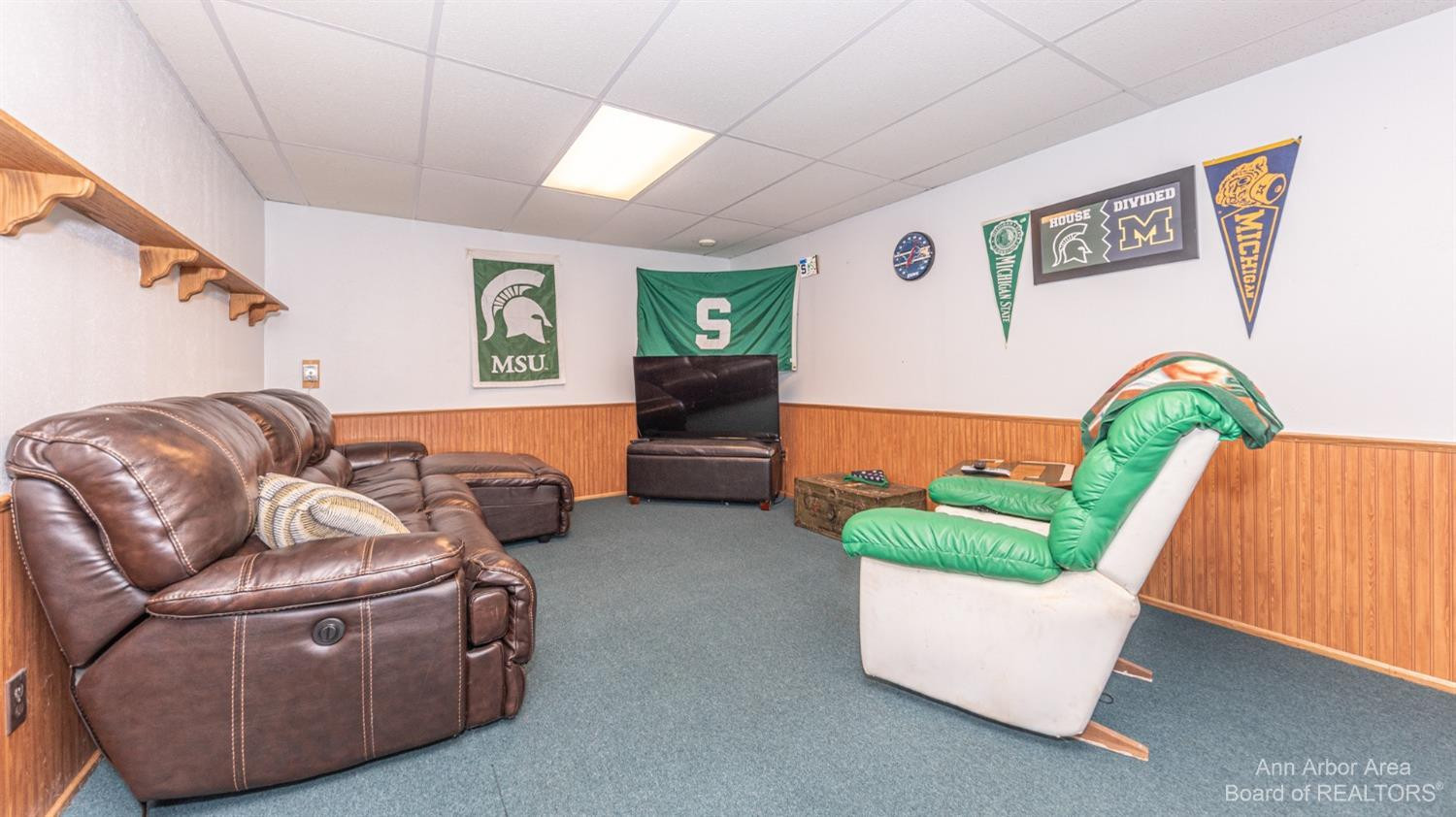 1364 Provincial Drive