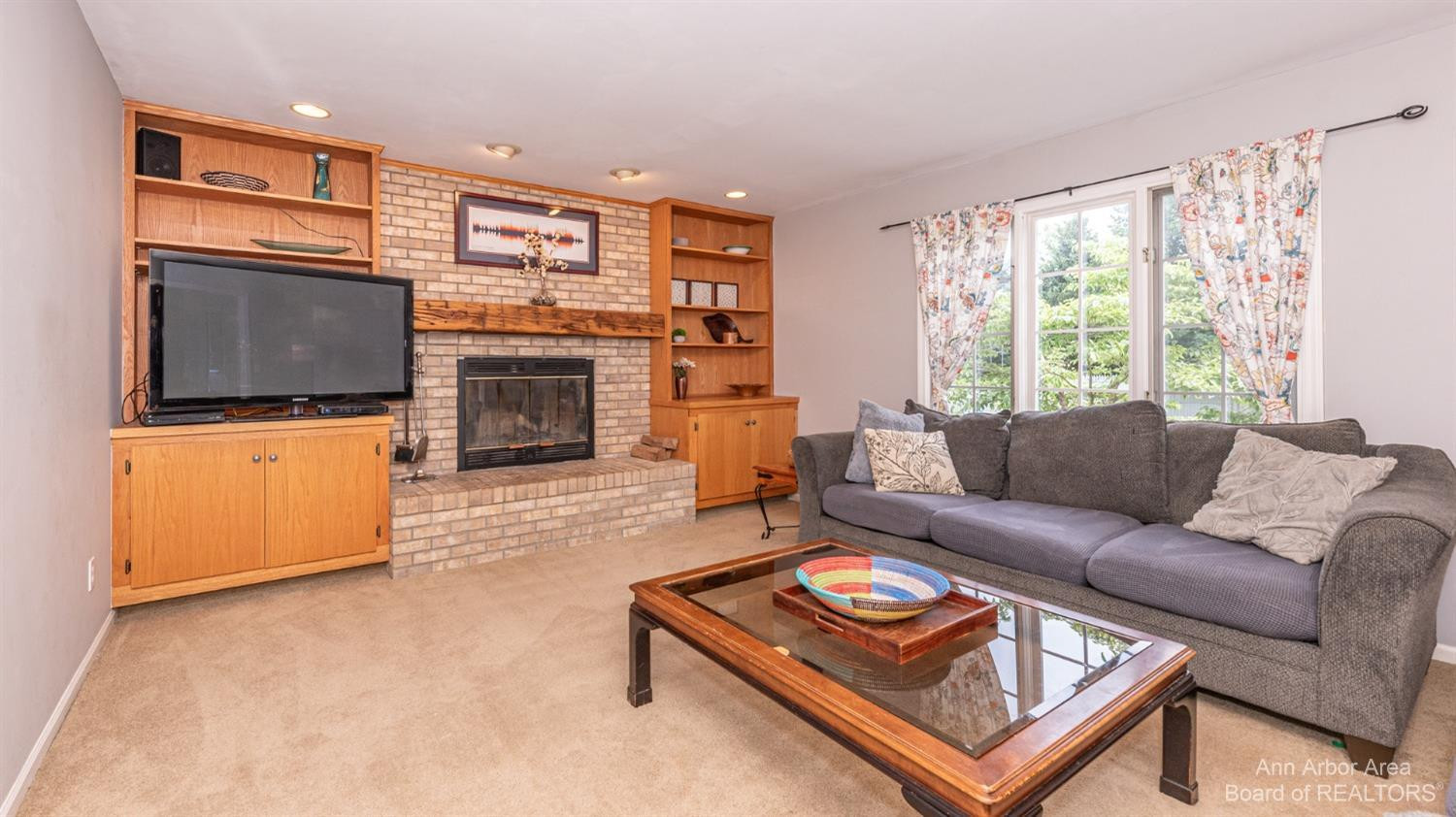 1364 Provincial Drive