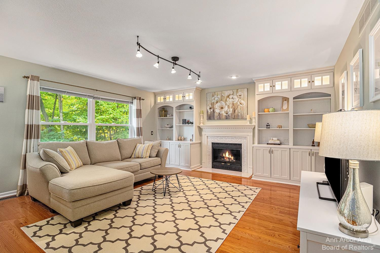 4956 S Ridgeside Circle