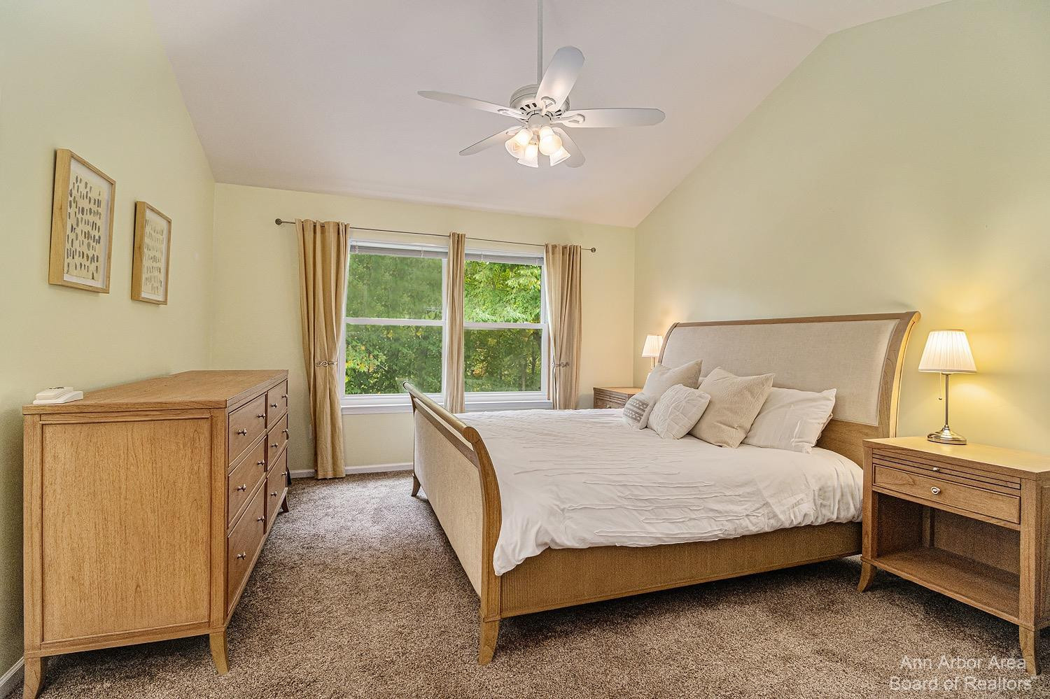 4956 S Ridgeside Circle