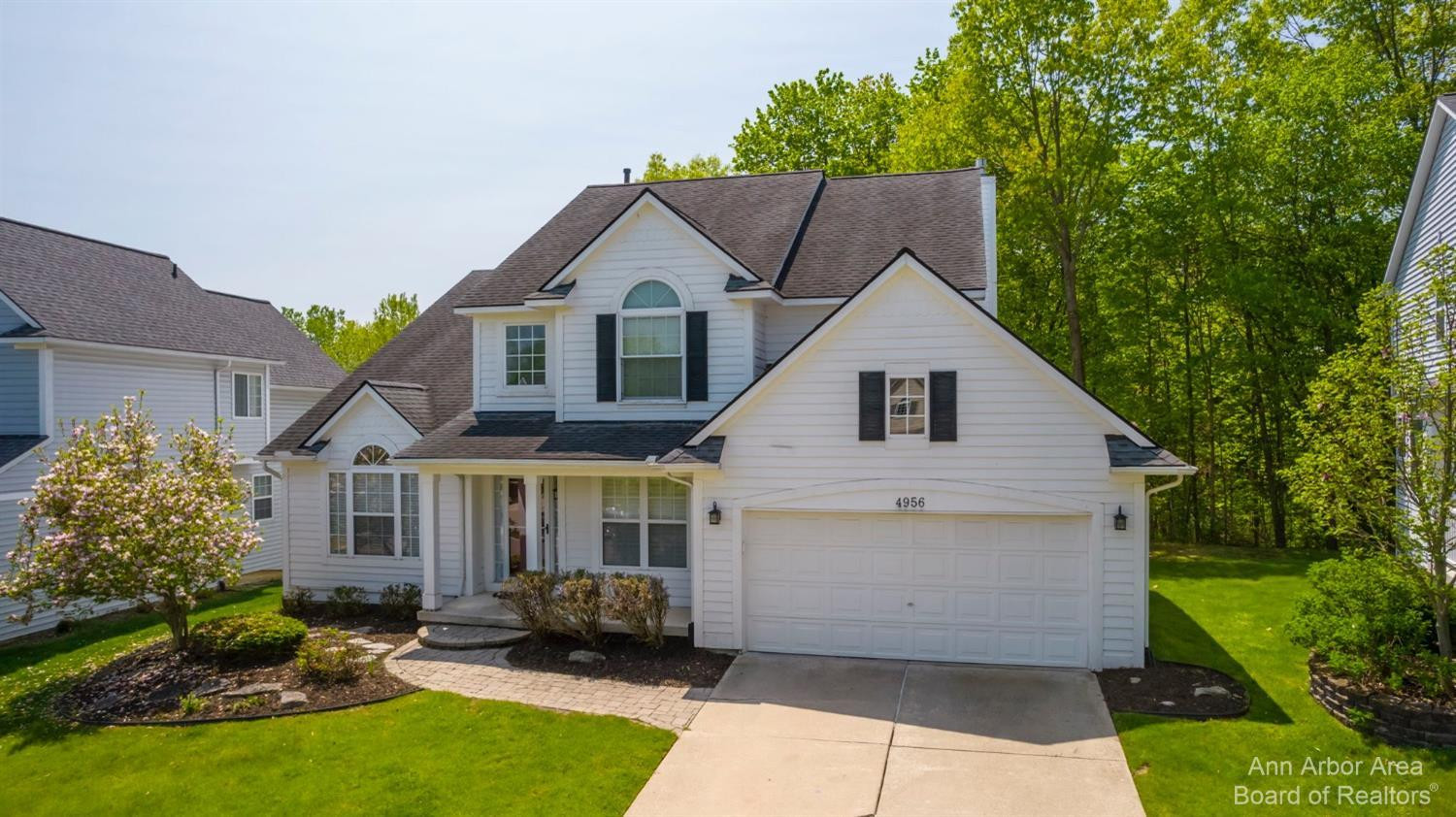 4956 S Ridgeside Circle