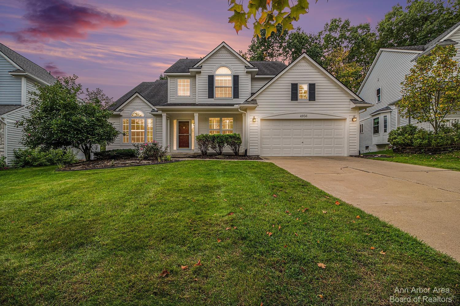 4956 S Ridgeside Circle