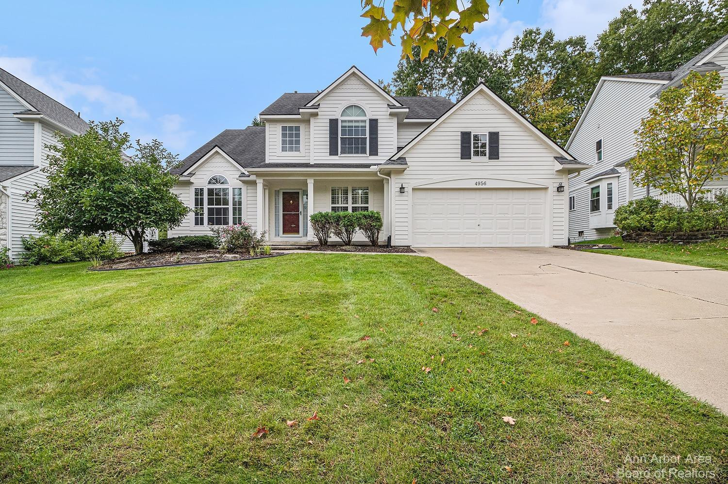 4956 S Ridgeside Circle