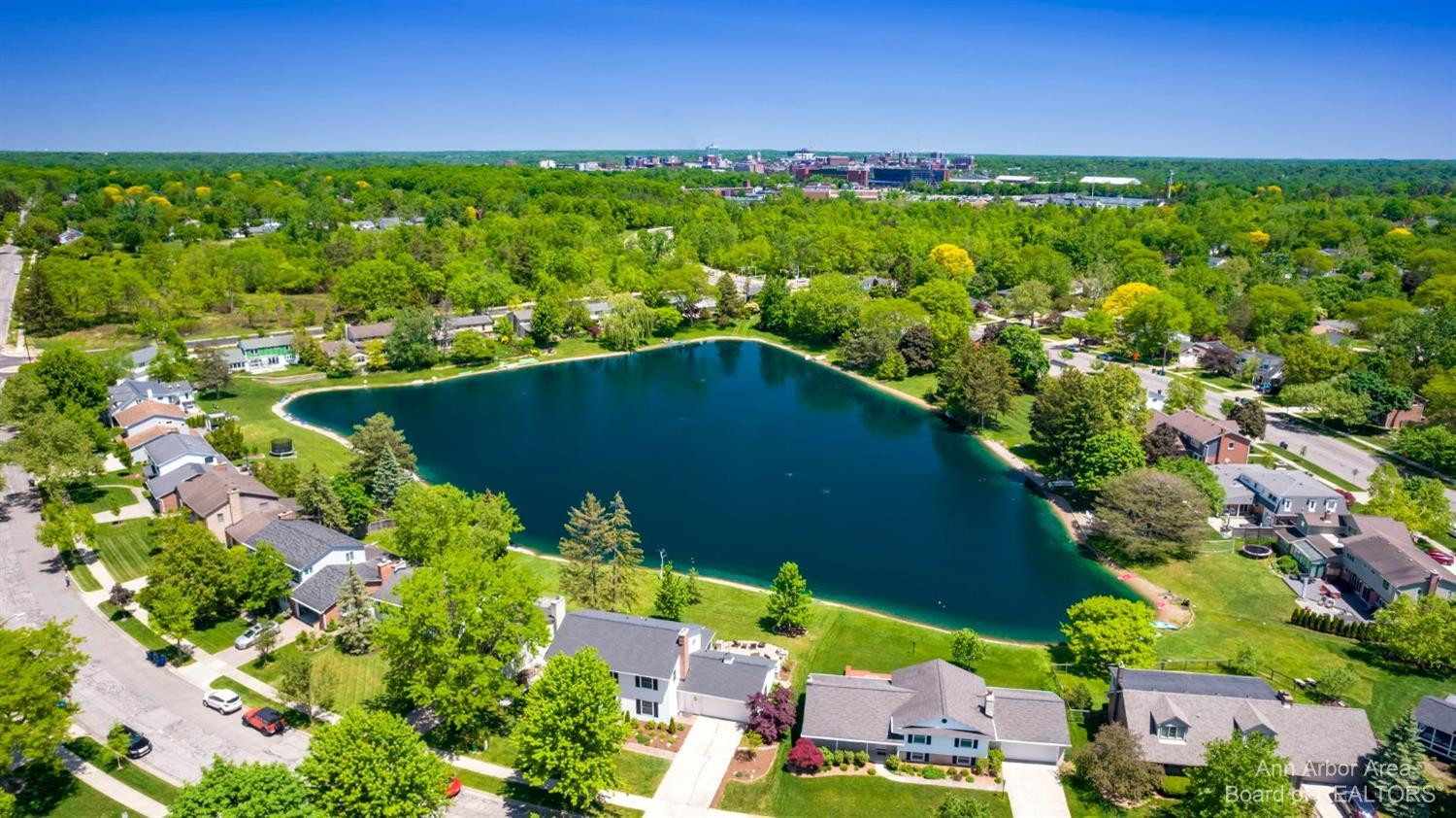 2145 Greenview Drive