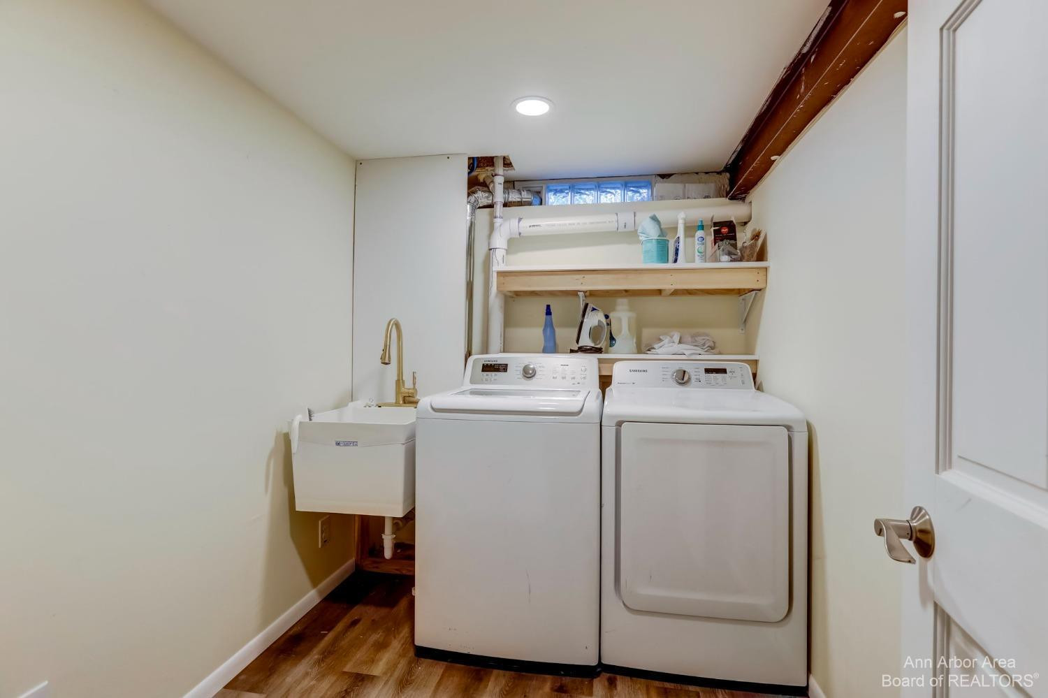 2145 Greenview Drive