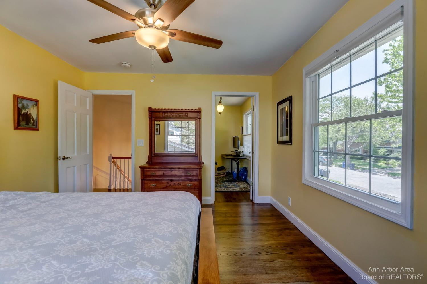 2145 Greenview Drive