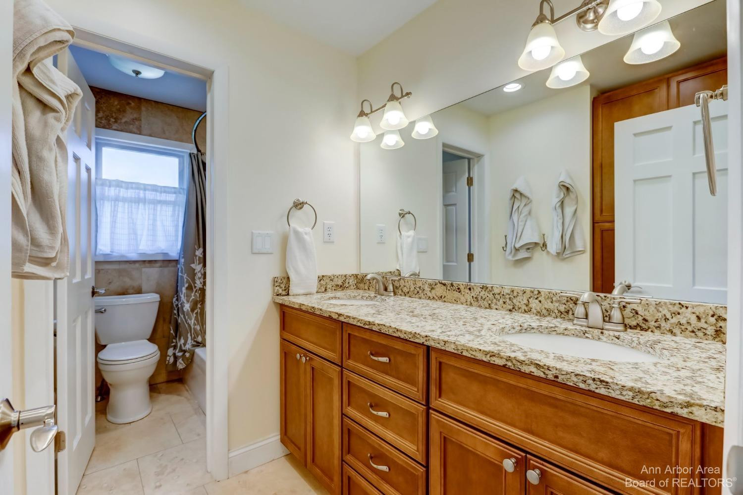 2145 Greenview Drive