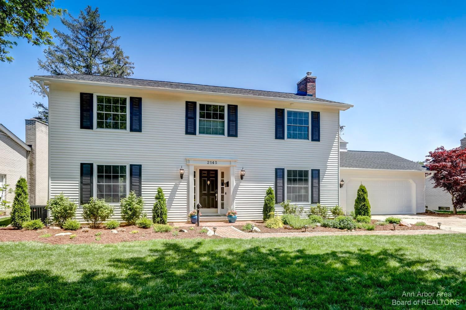 2145 Greenview Drive