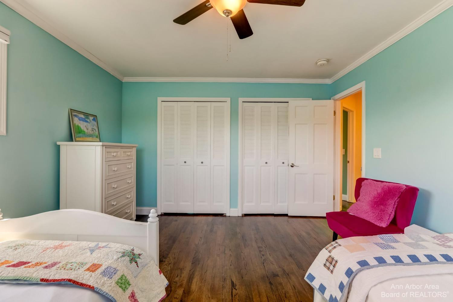 2145 Greenview Drive