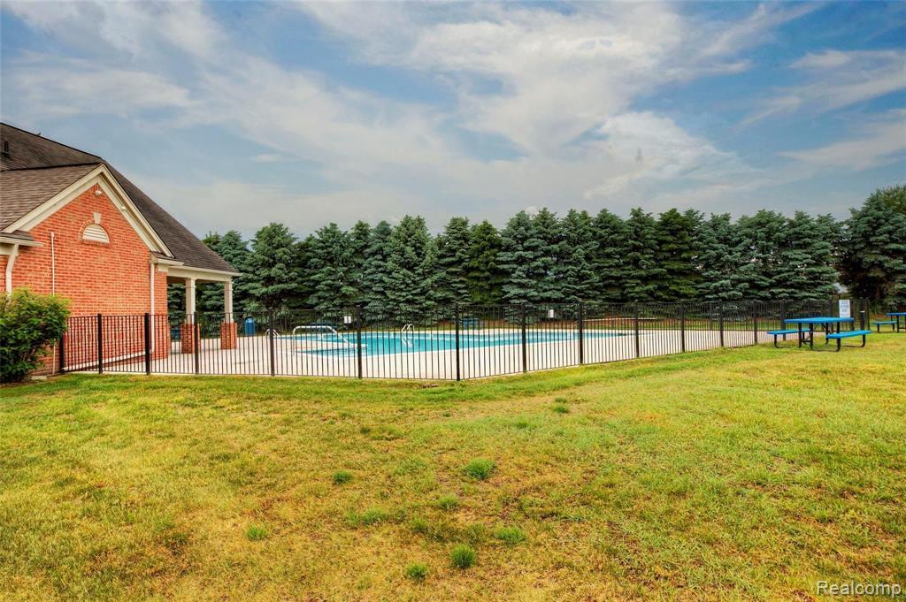 10199 E Avondale Circle