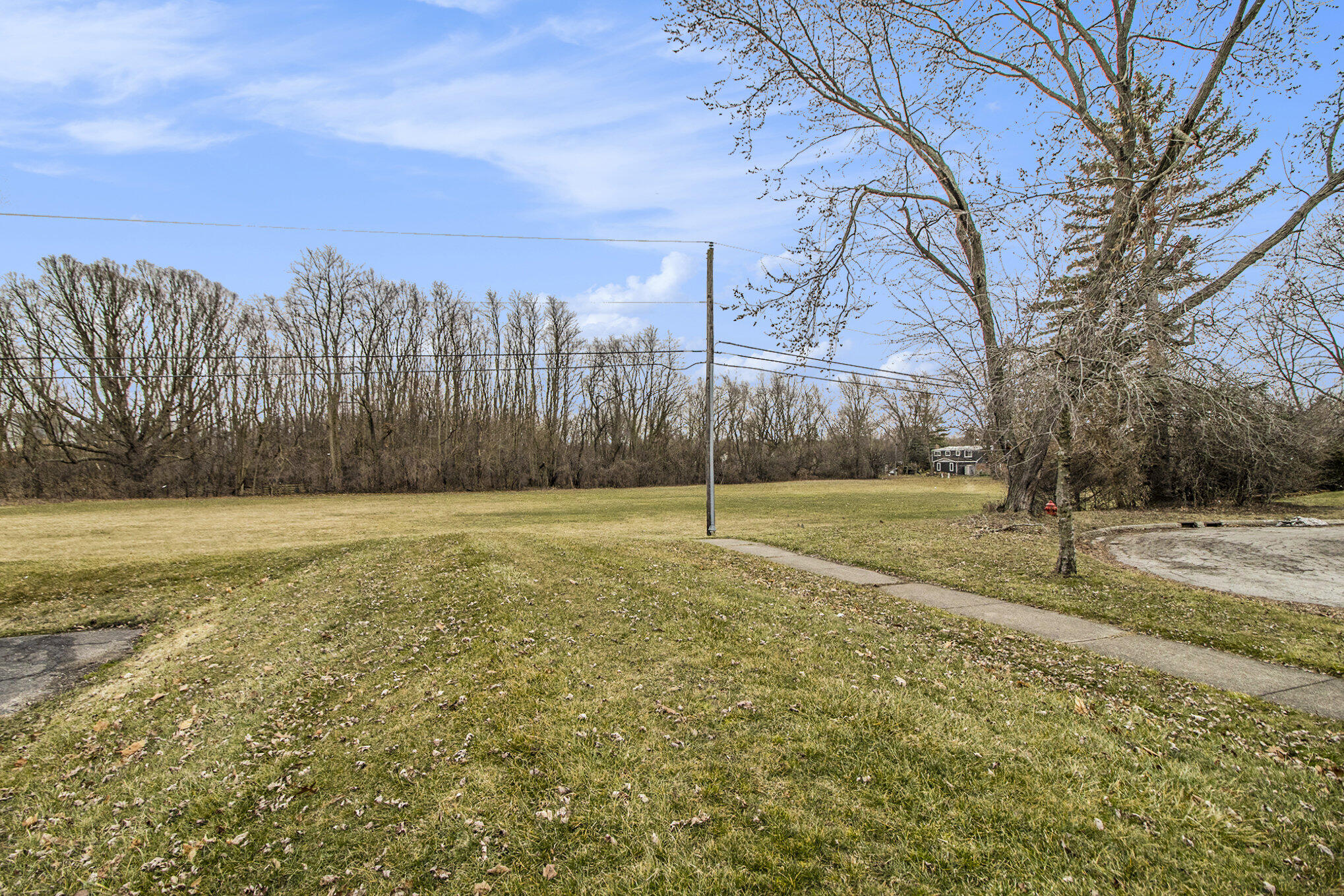 2874 Page Ave Avenue