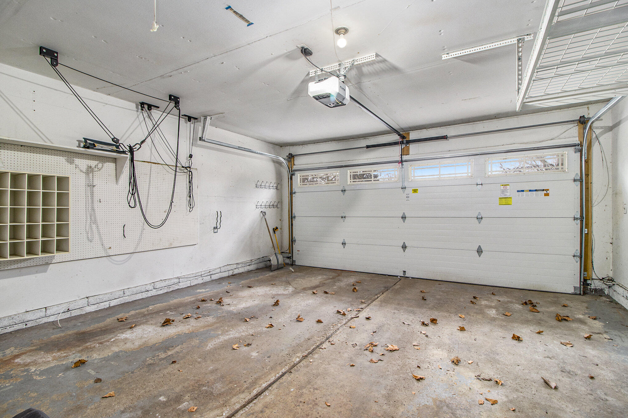 2874 Page Ave Avenue