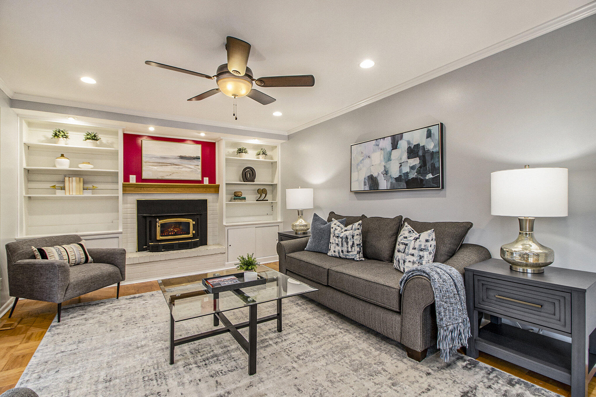 2874 Page Ave Avenue