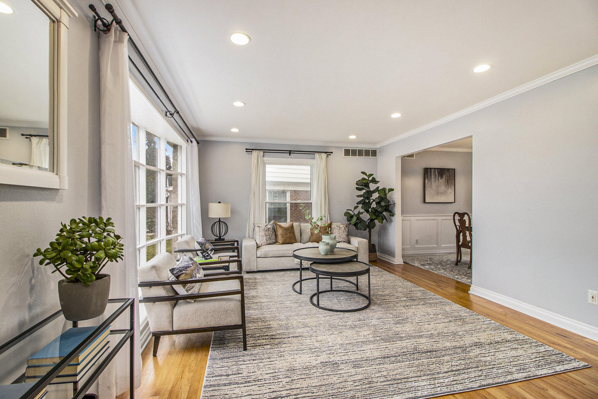 2874 Page Ave Avenue