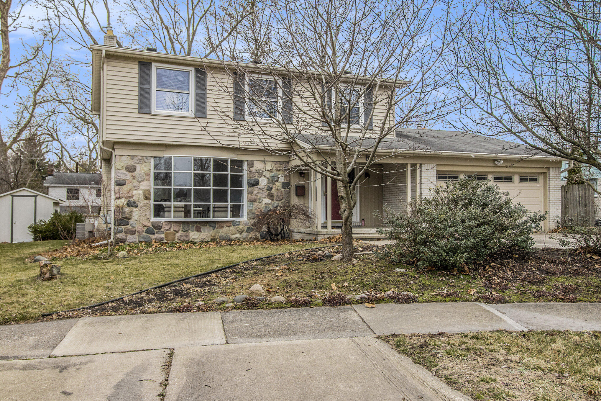 2874 Page Ave Avenue