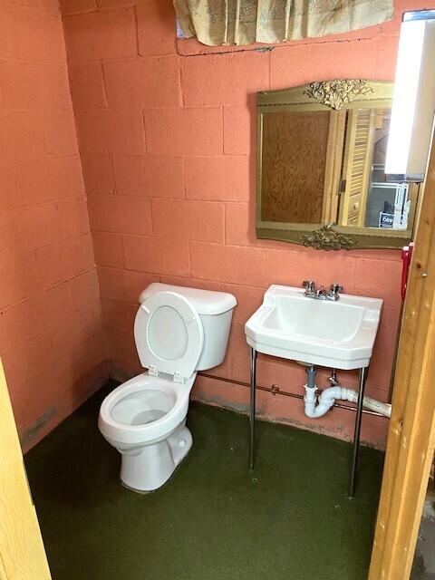 1207 W Madison Street