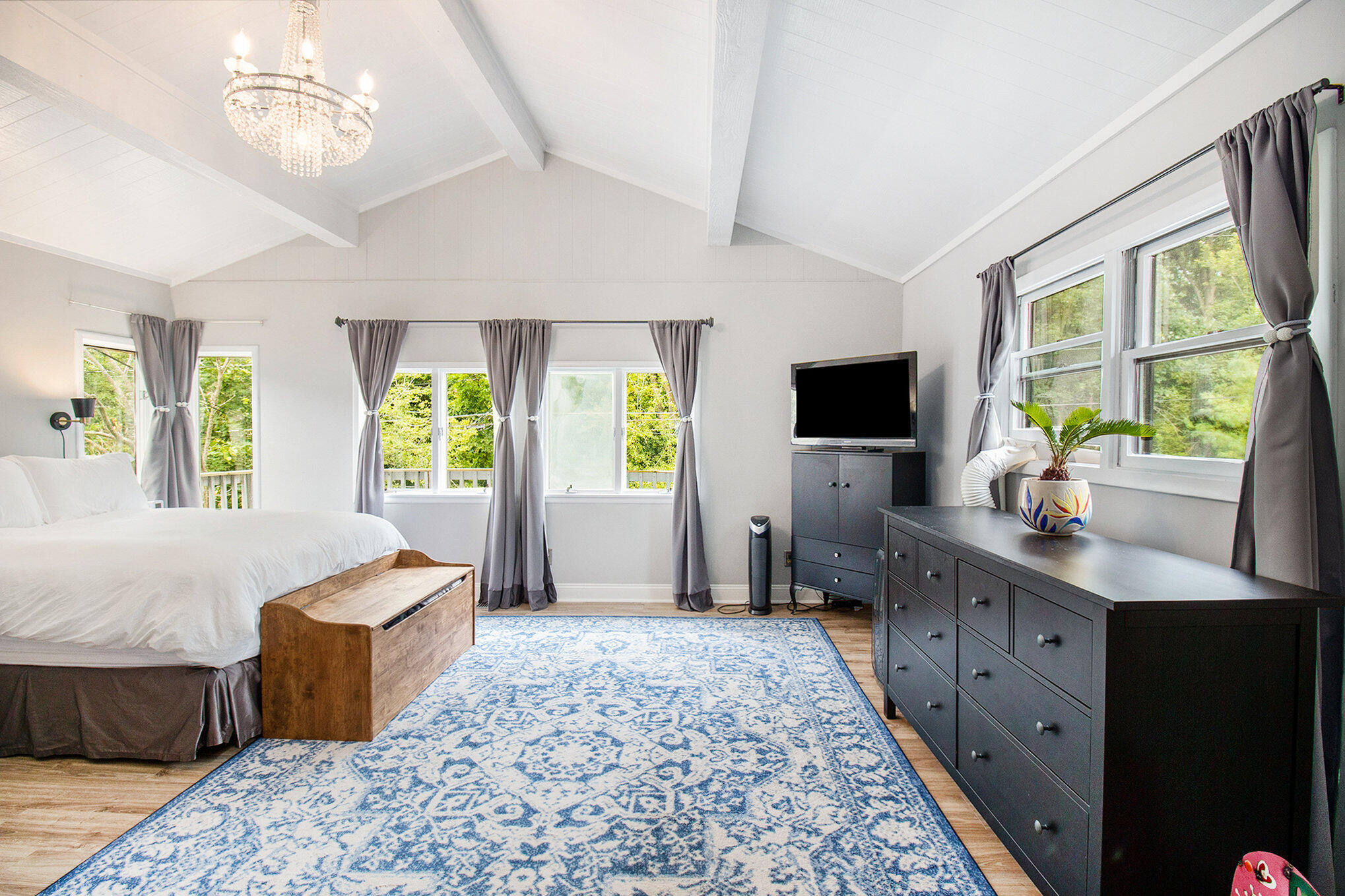 198 Woodingham Court