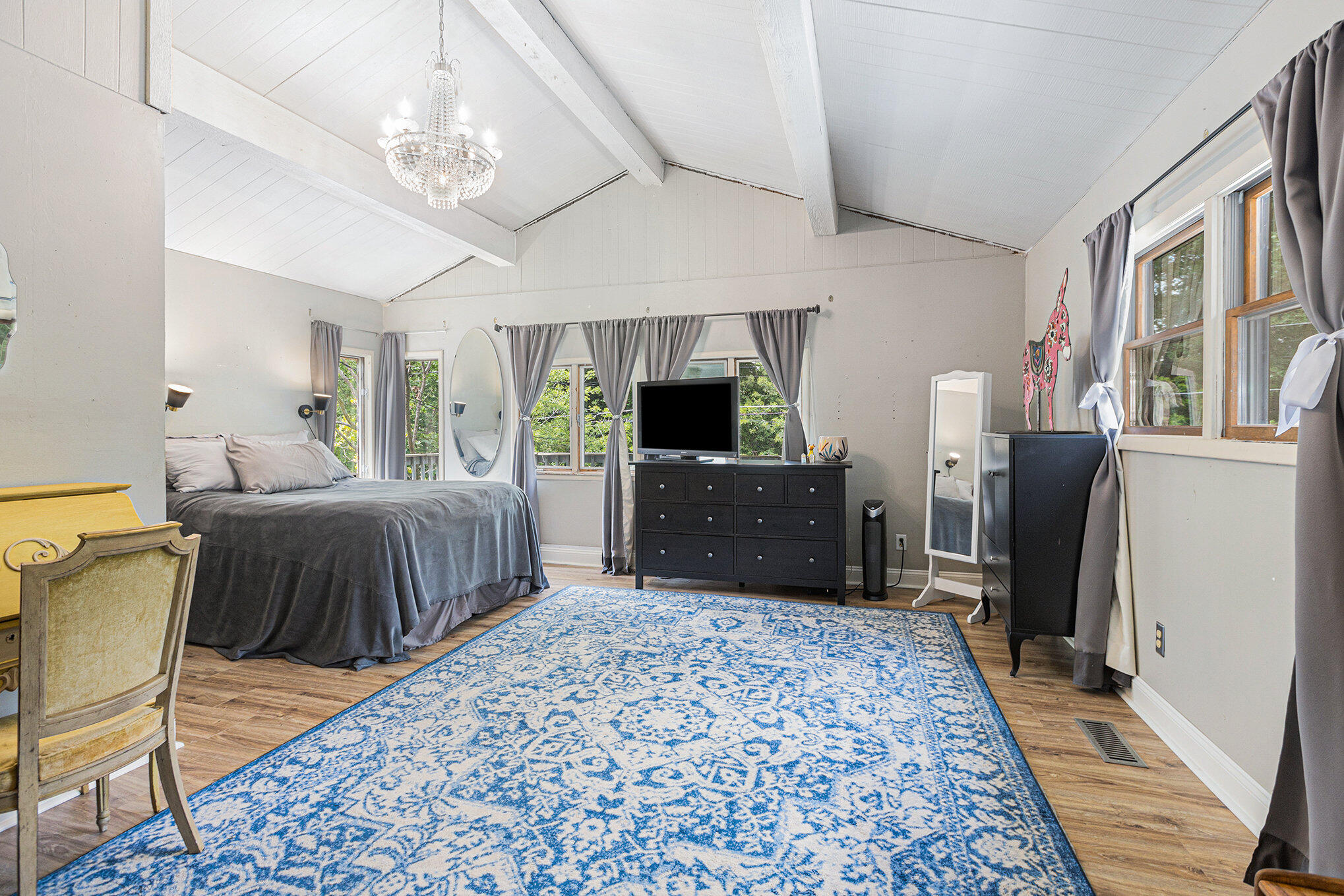 198 Woodingham Court