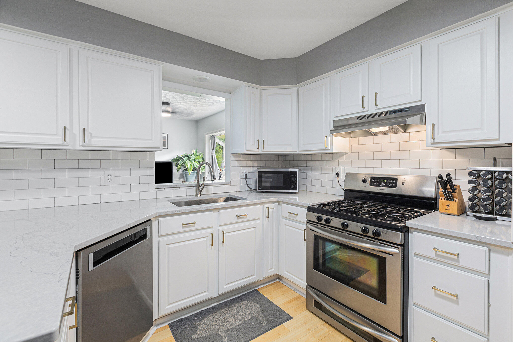 198 Woodingham Court