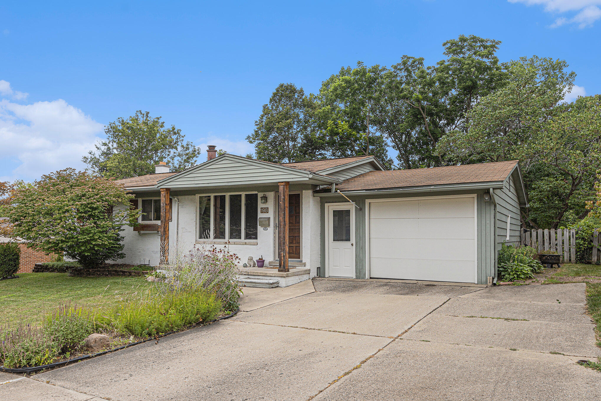 198 Woodingham Court