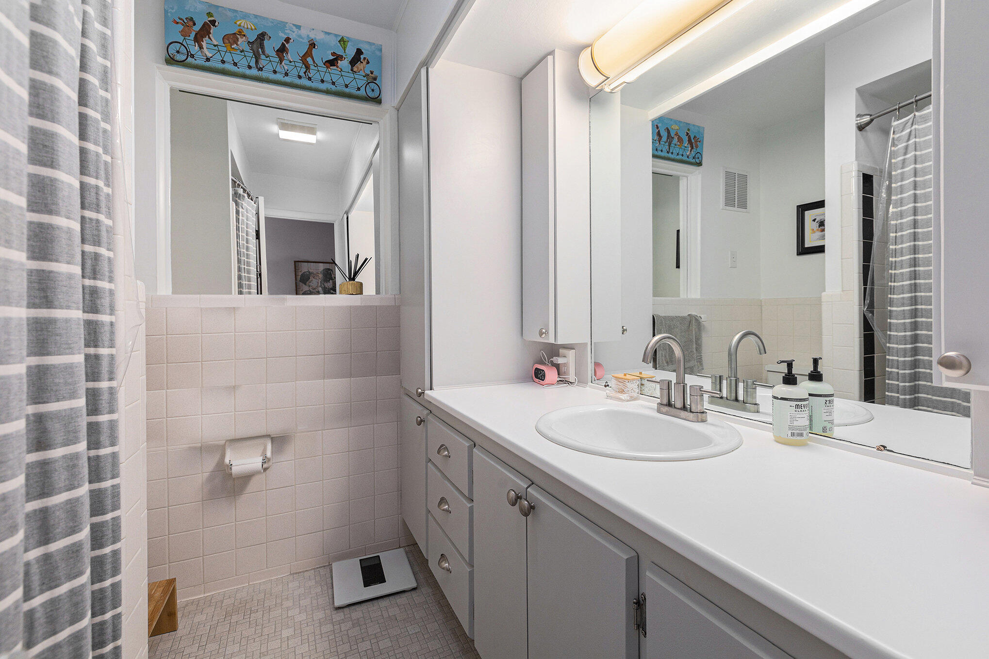 198 Woodingham Court