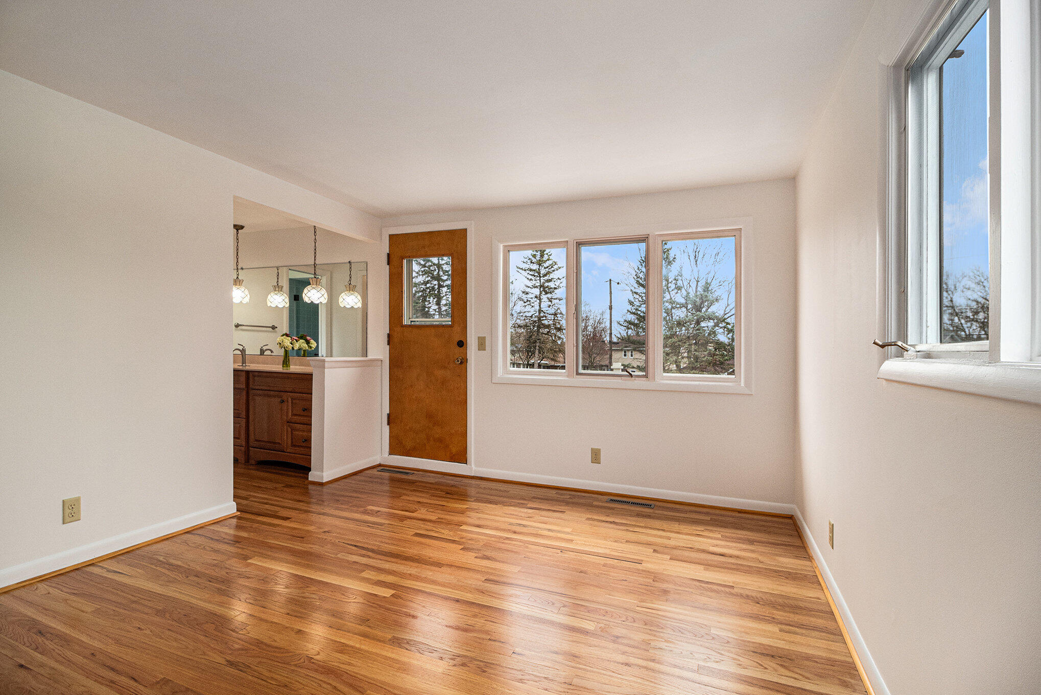 661 Worthington Place