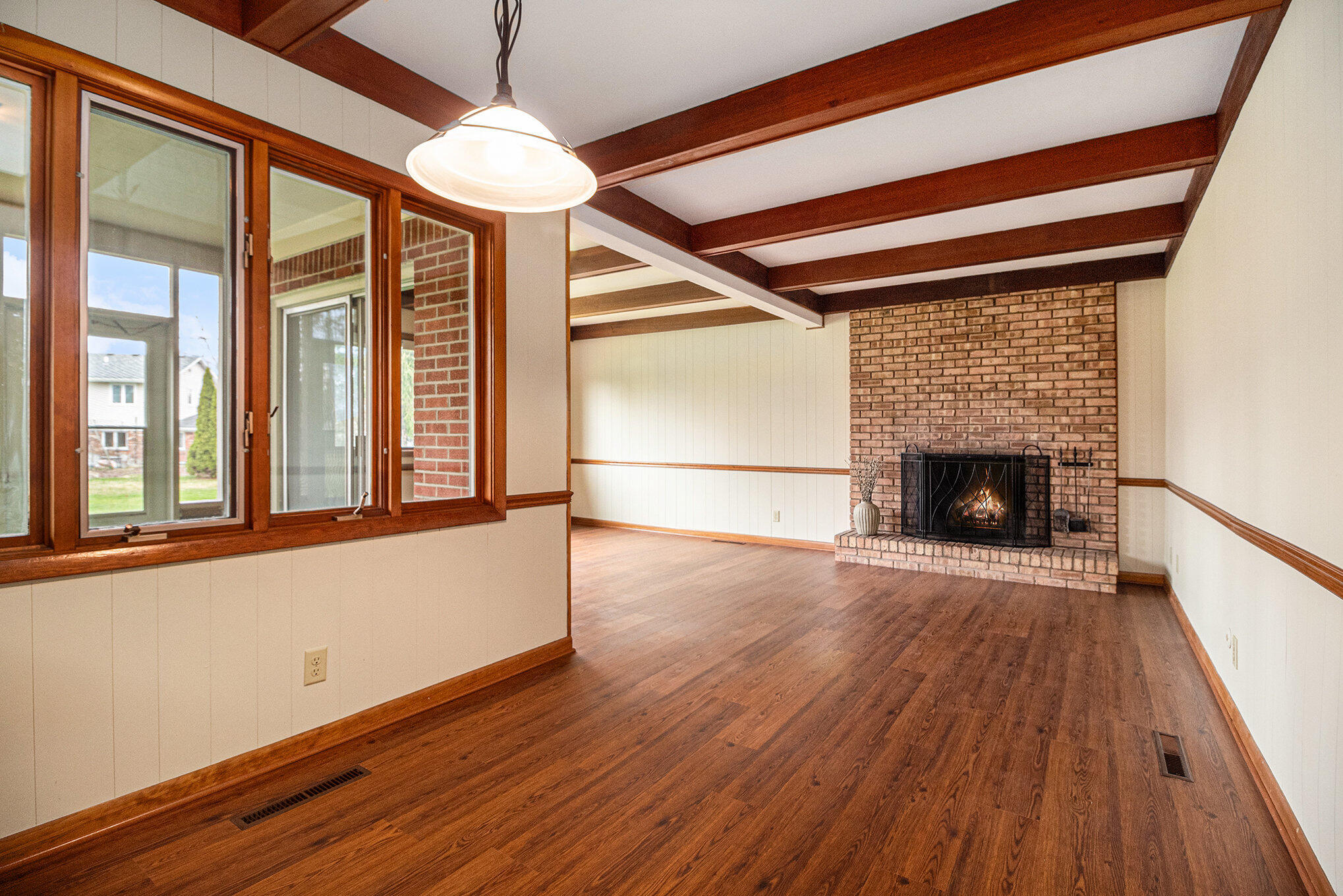 661 Worthington Place