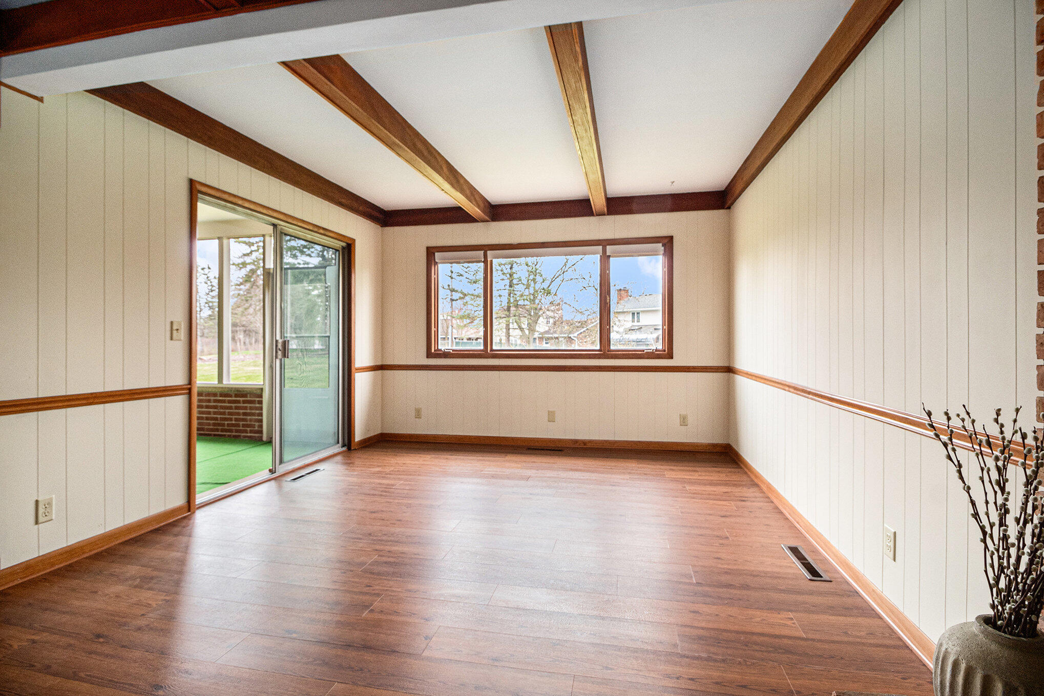 661 Worthington Place