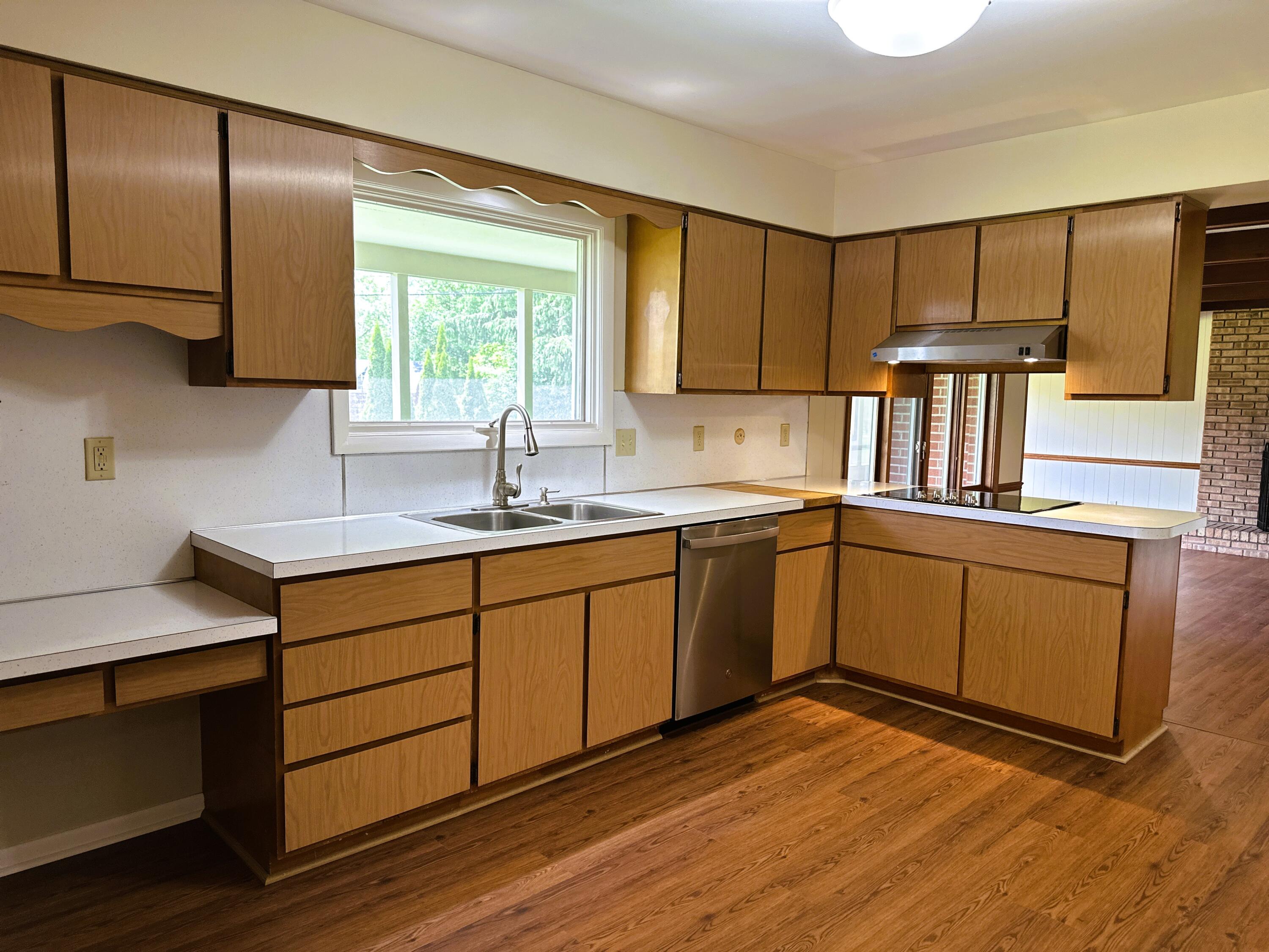 661 Worthington Place