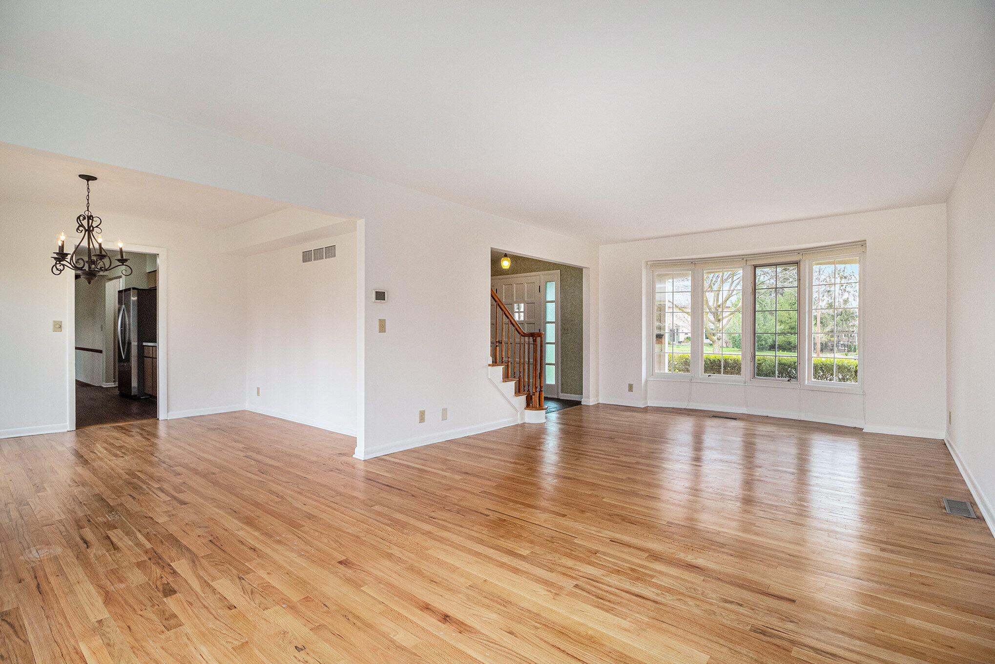 661 Worthington Place