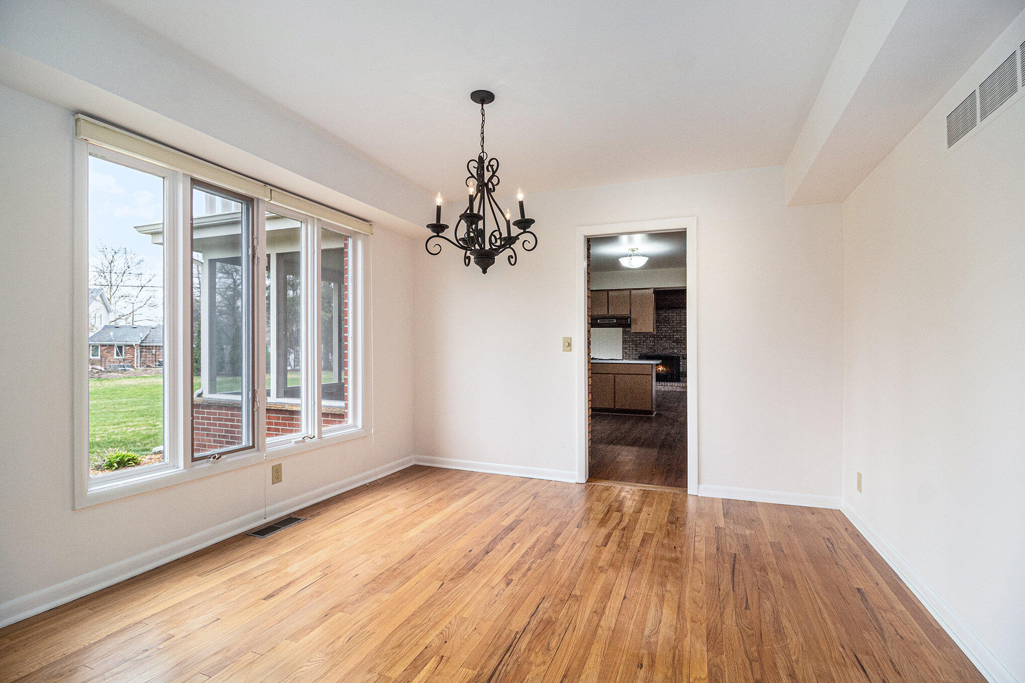 661 Worthington Place