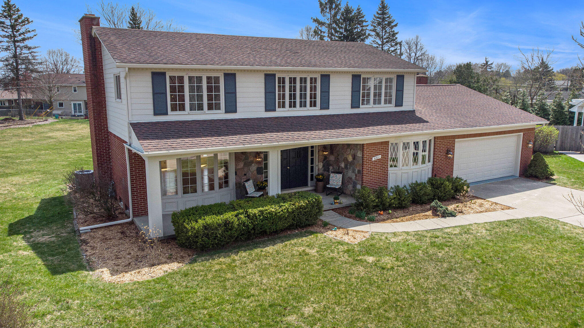 661 Worthington Place