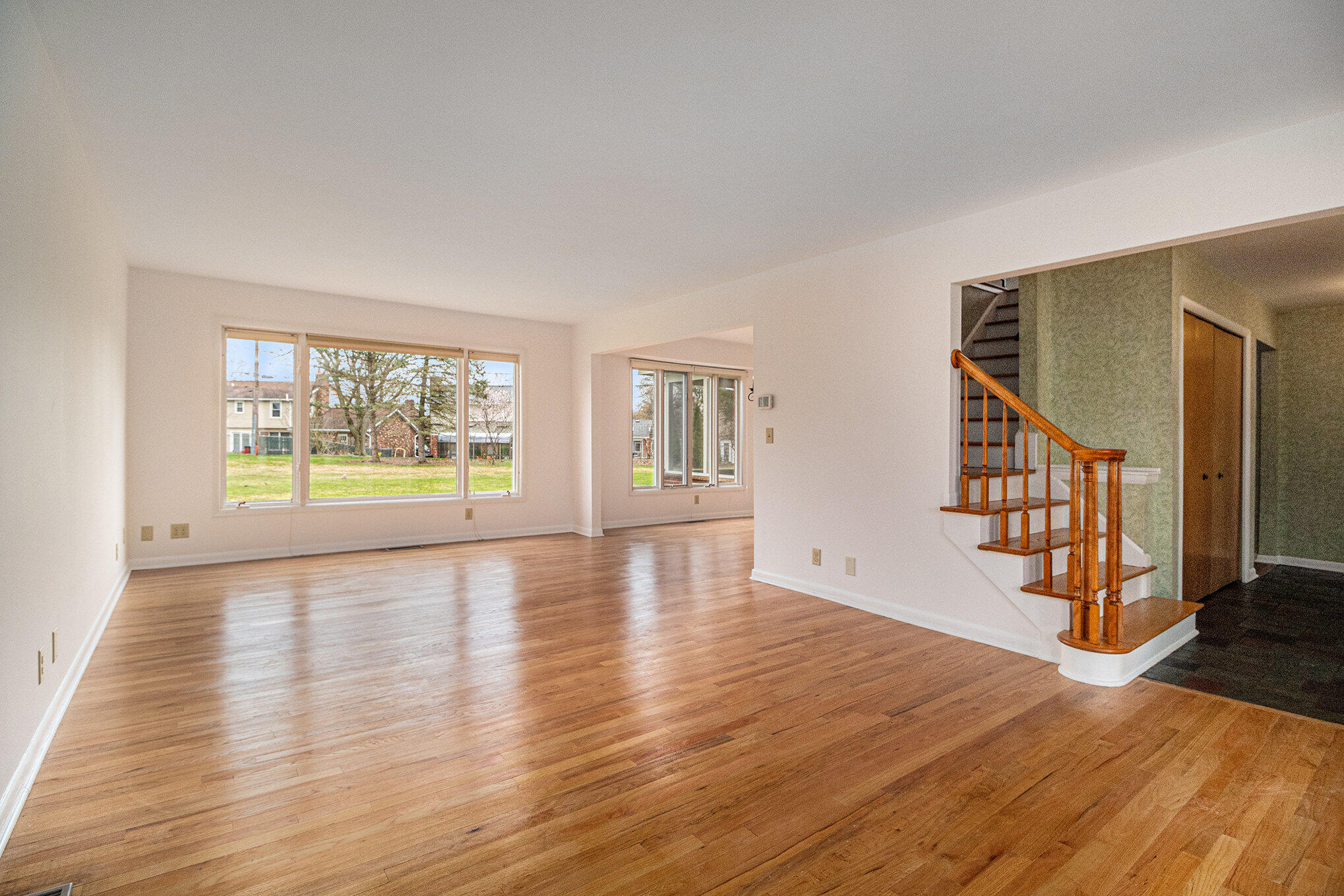 661 Worthington Place