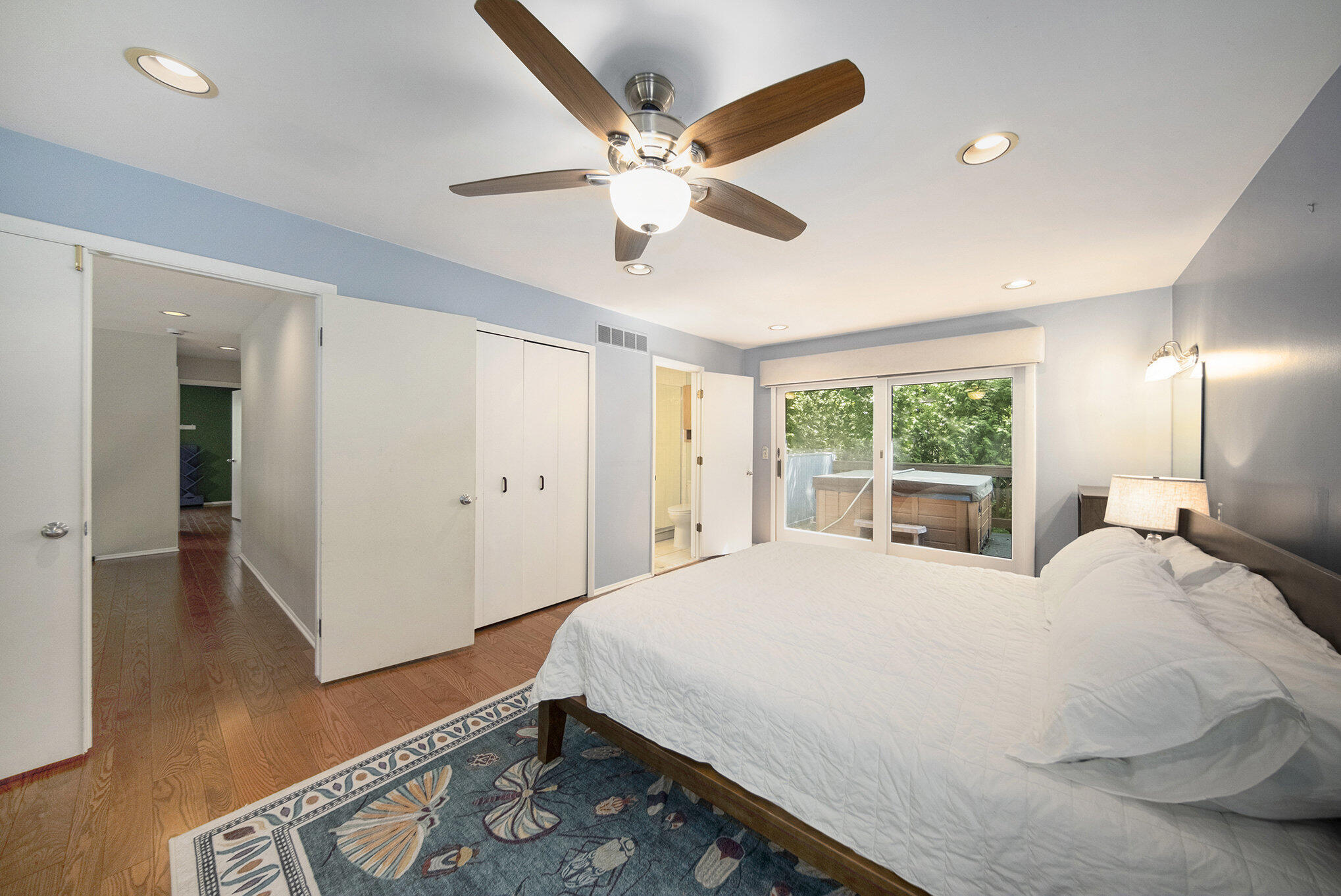 1410 N Folkstone Court