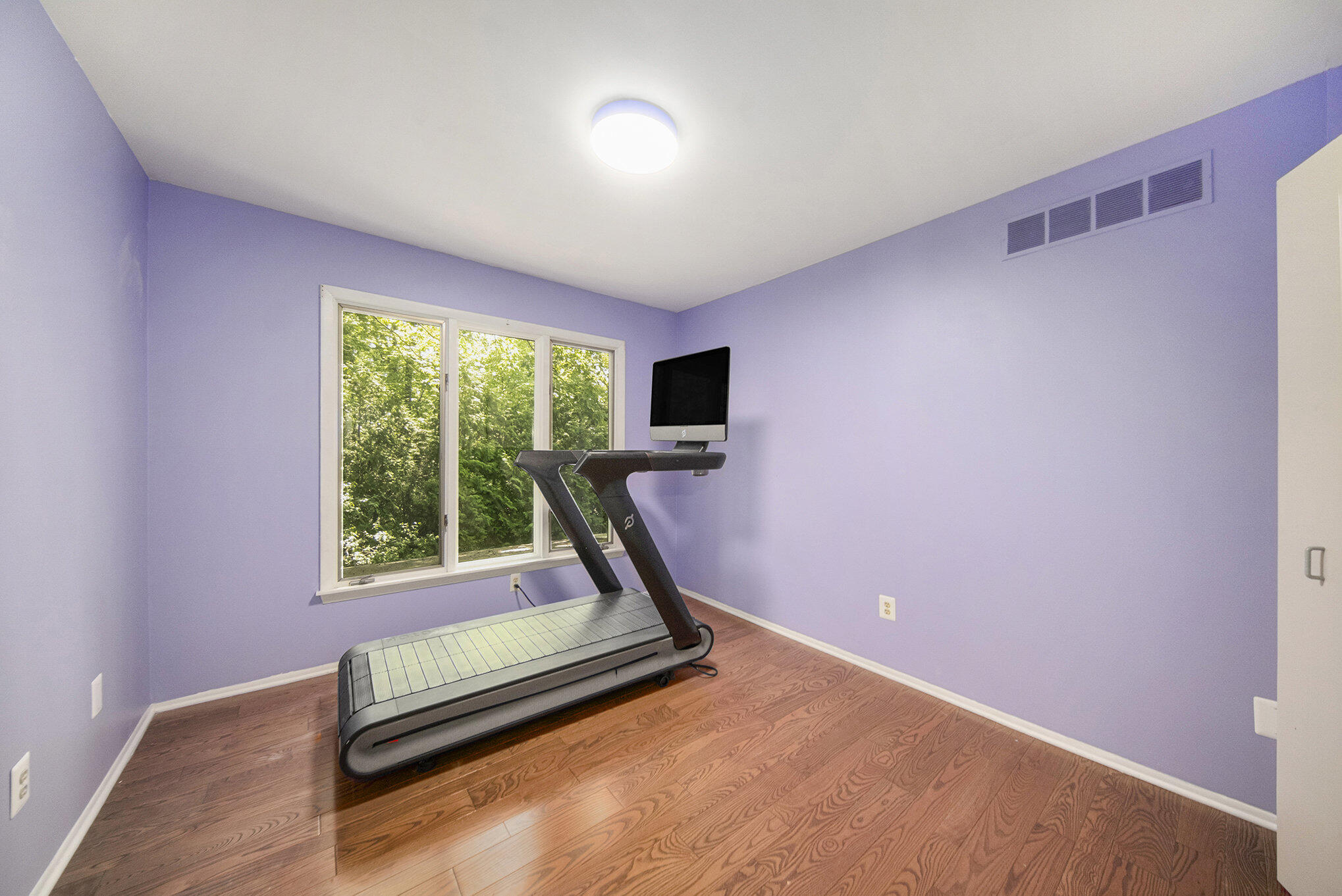 1410 N Folkstone Court