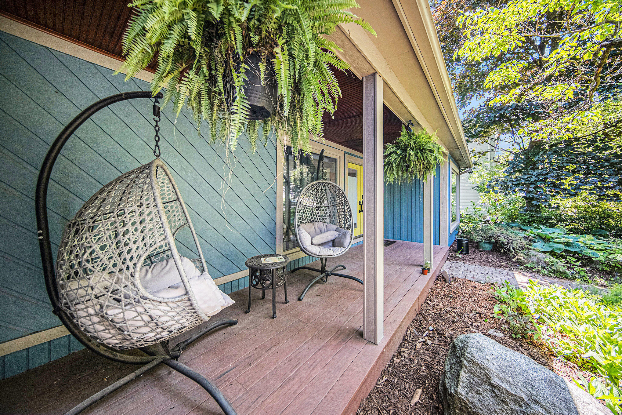 1410 N Folkstone Court