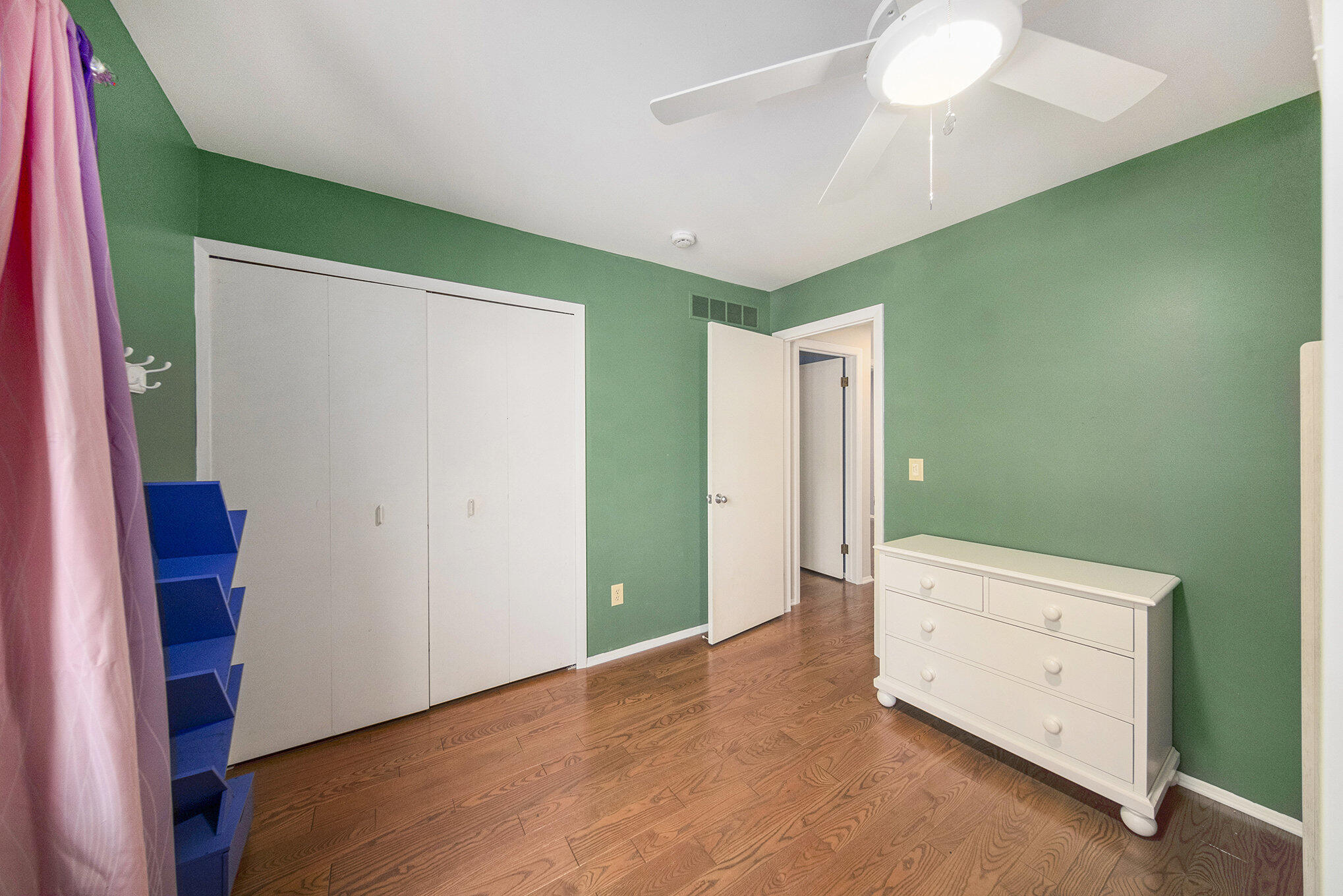 1410 N Folkstone Court